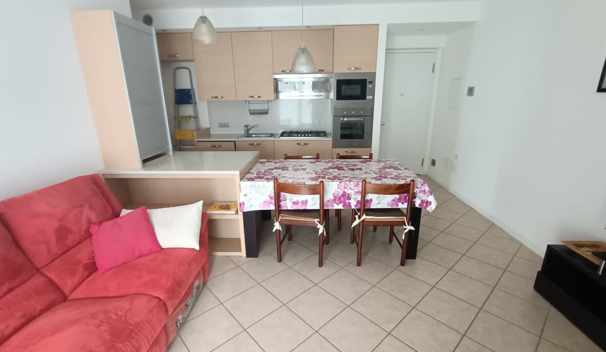Open-house-V451-26