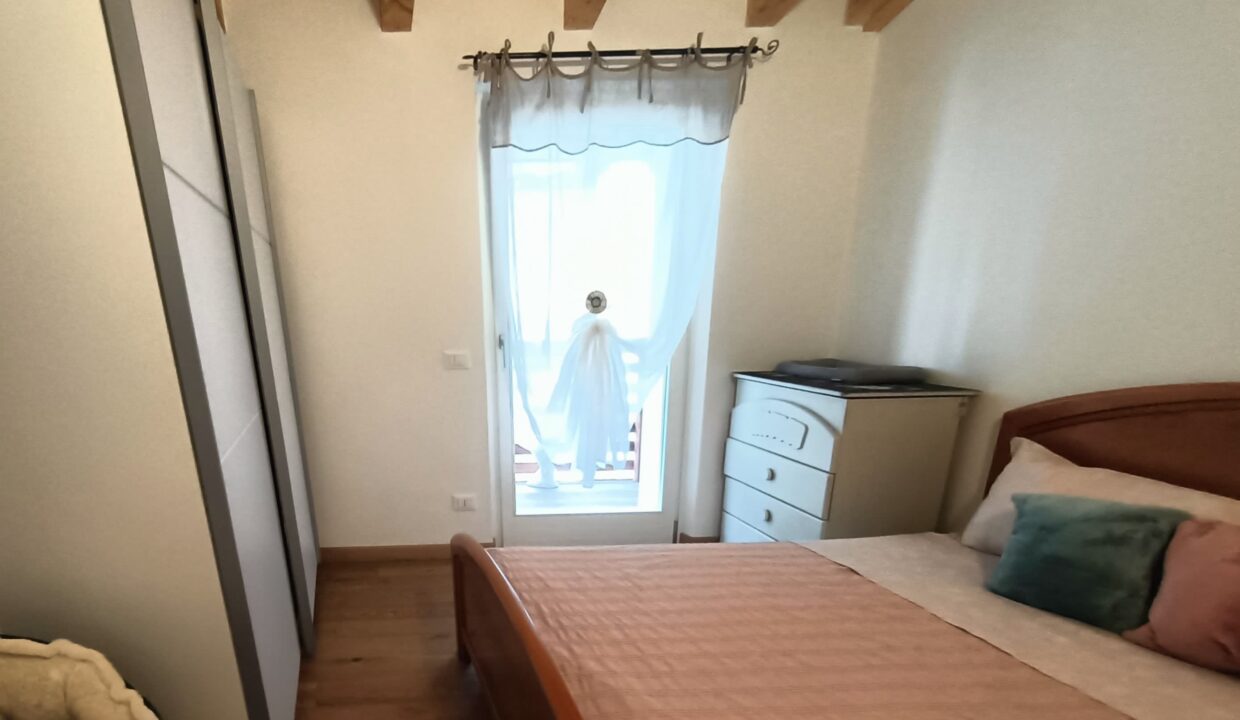 Open-house-V529-16