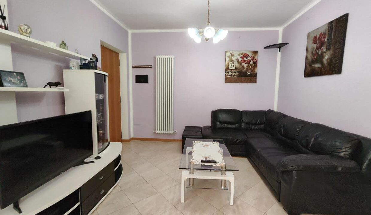 Open-house-V531-11