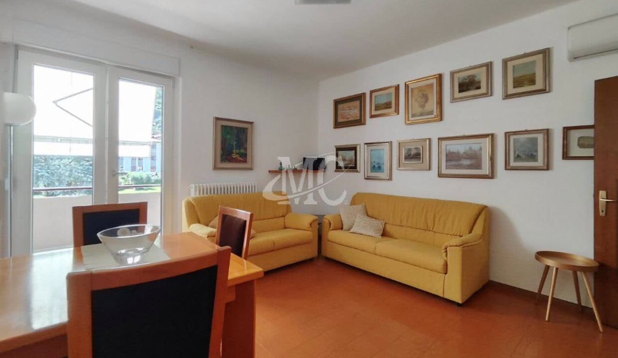 Open-house-V532-8