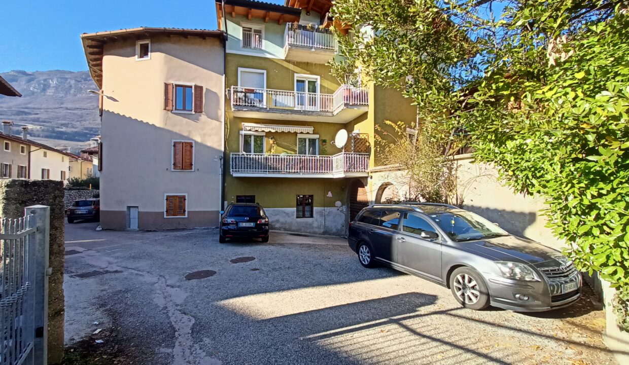 V700_esterno