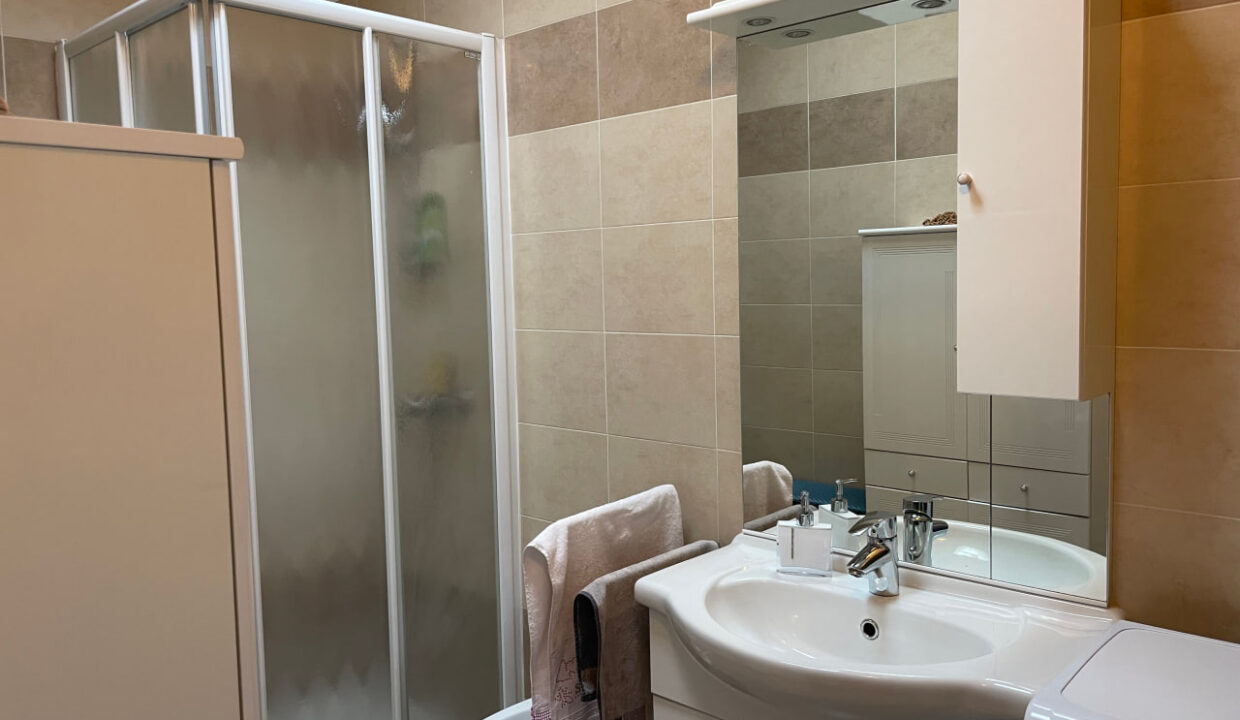 V738 bagno