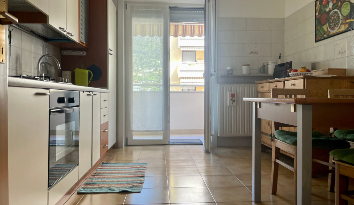 v766 cucina