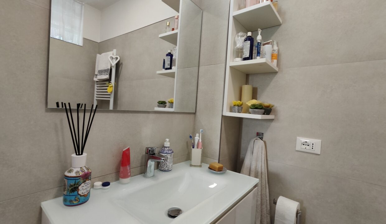 V785 bagno 3