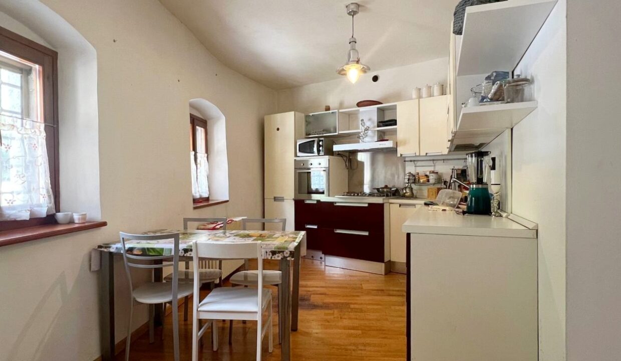 V791 cucina 2